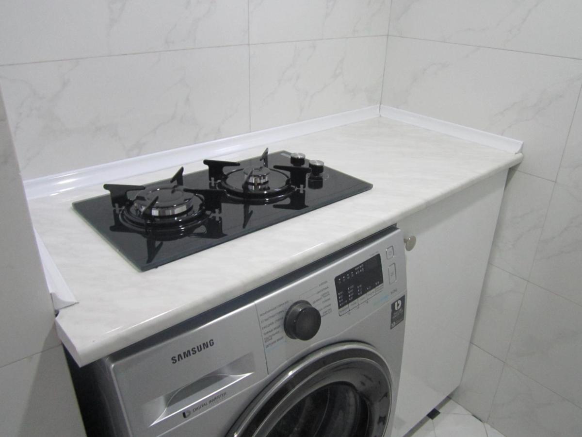 Apartment 19 Kutaisi Bagian luar foto