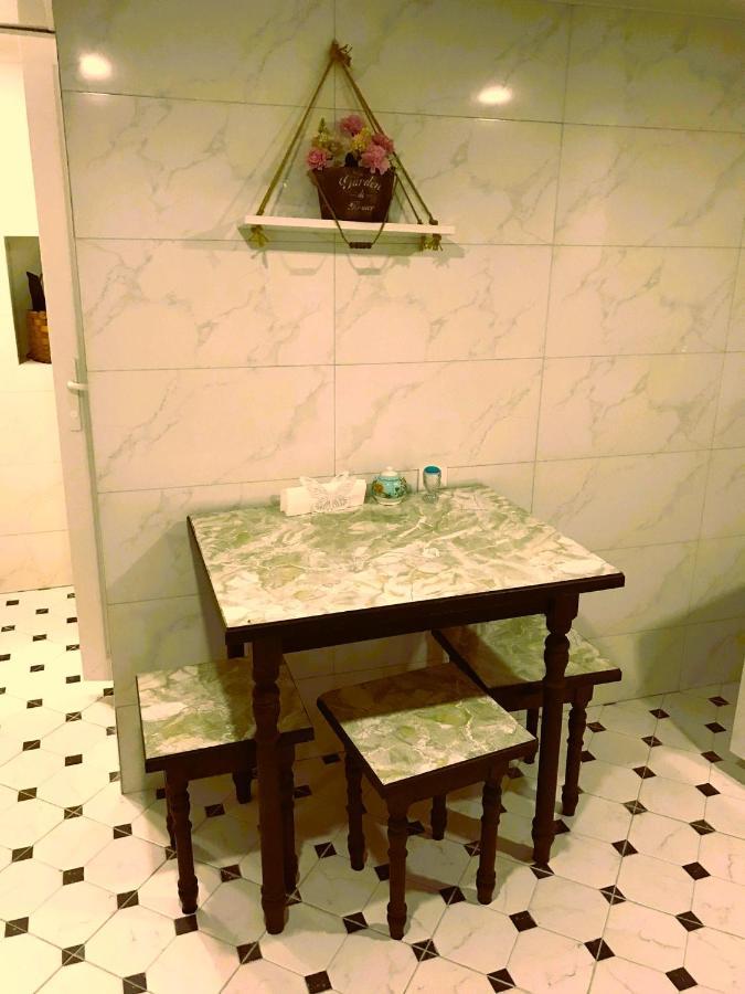 Apartment 19 Kutaisi Bagian luar foto
